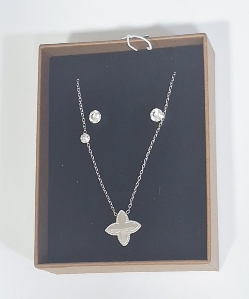 Conjunto brincos+fio