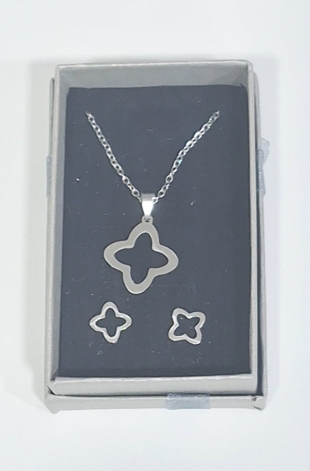 Conjunto brincos + fio