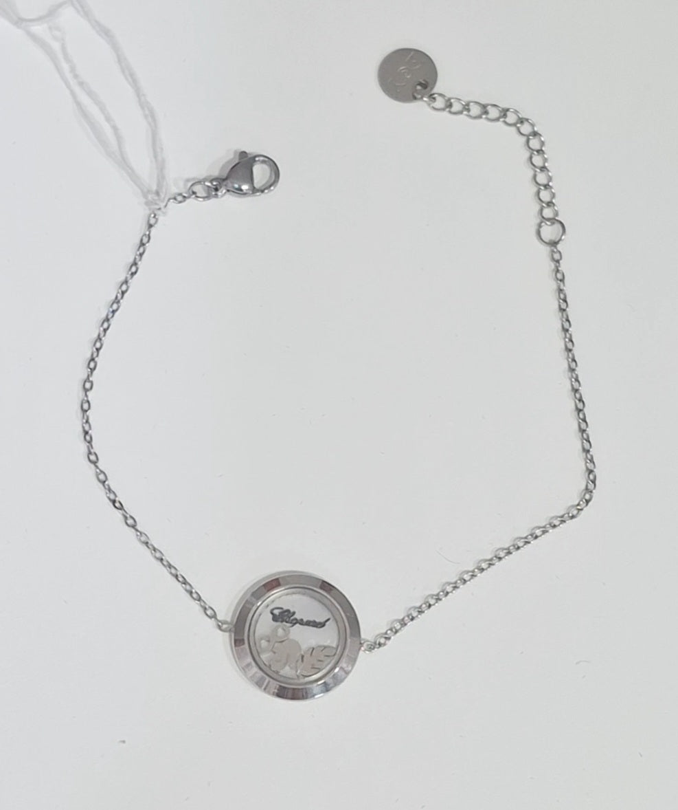 Pulseira com símbolos dentro