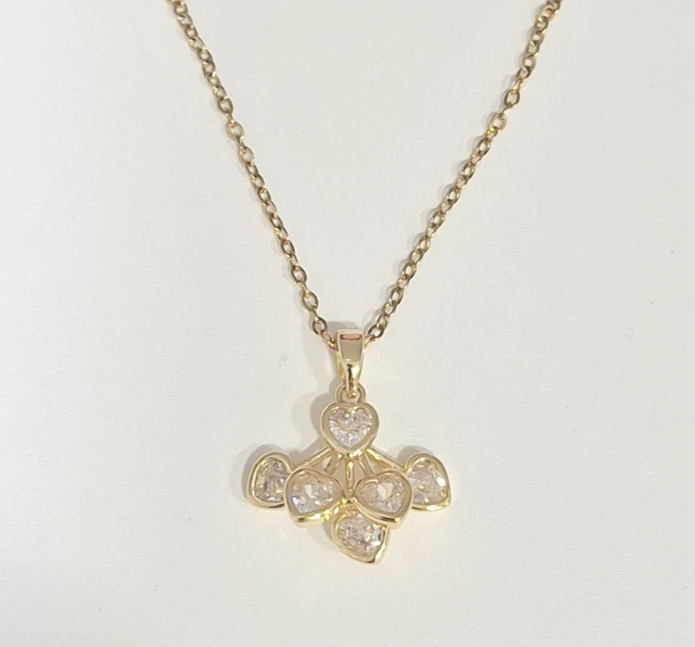 Fio com vários corações pequenos